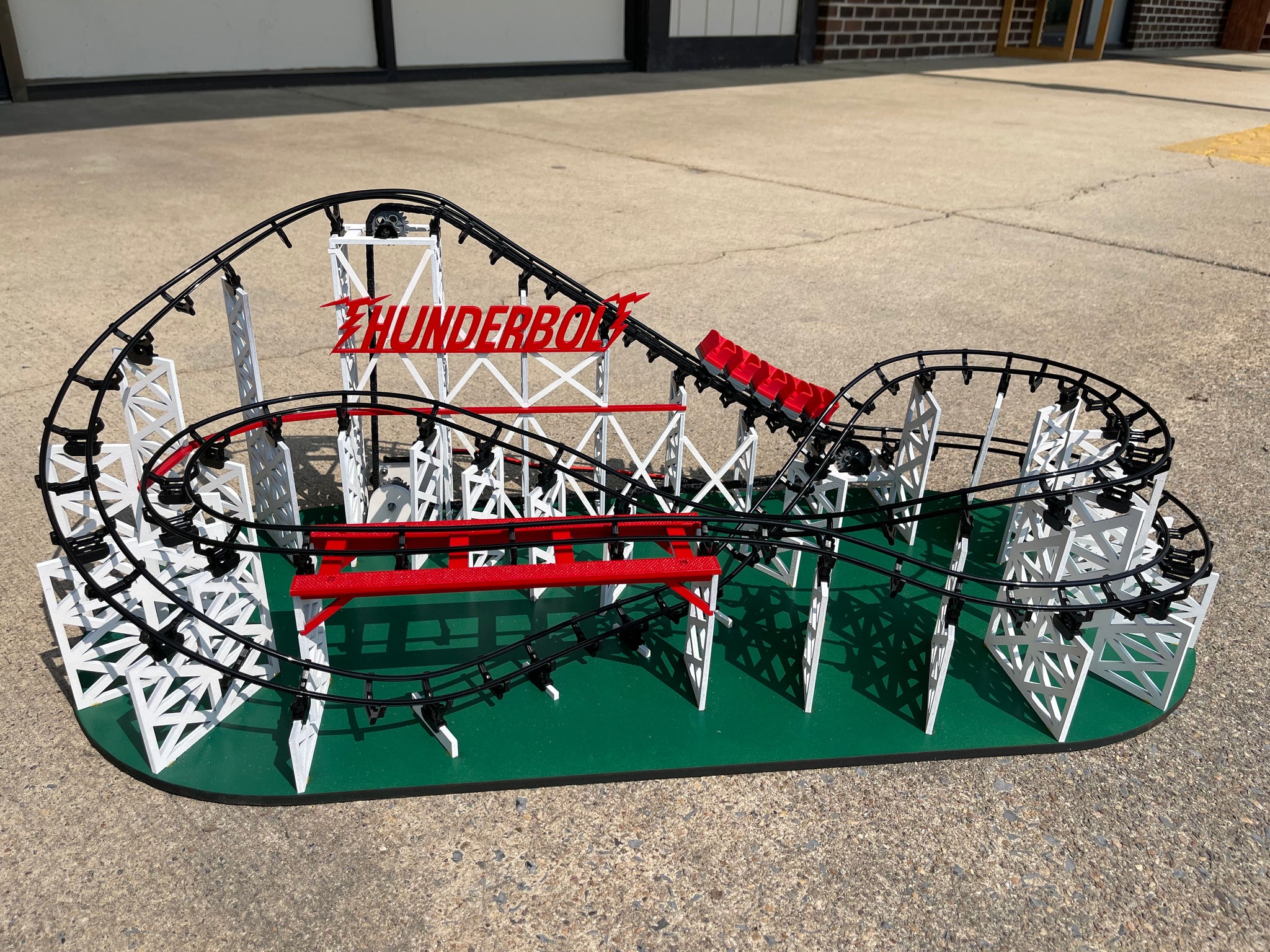 Scale Model Coaster Thunderbolt Model Roller Coaster | O-Scale Railroad – Coasterdynamix