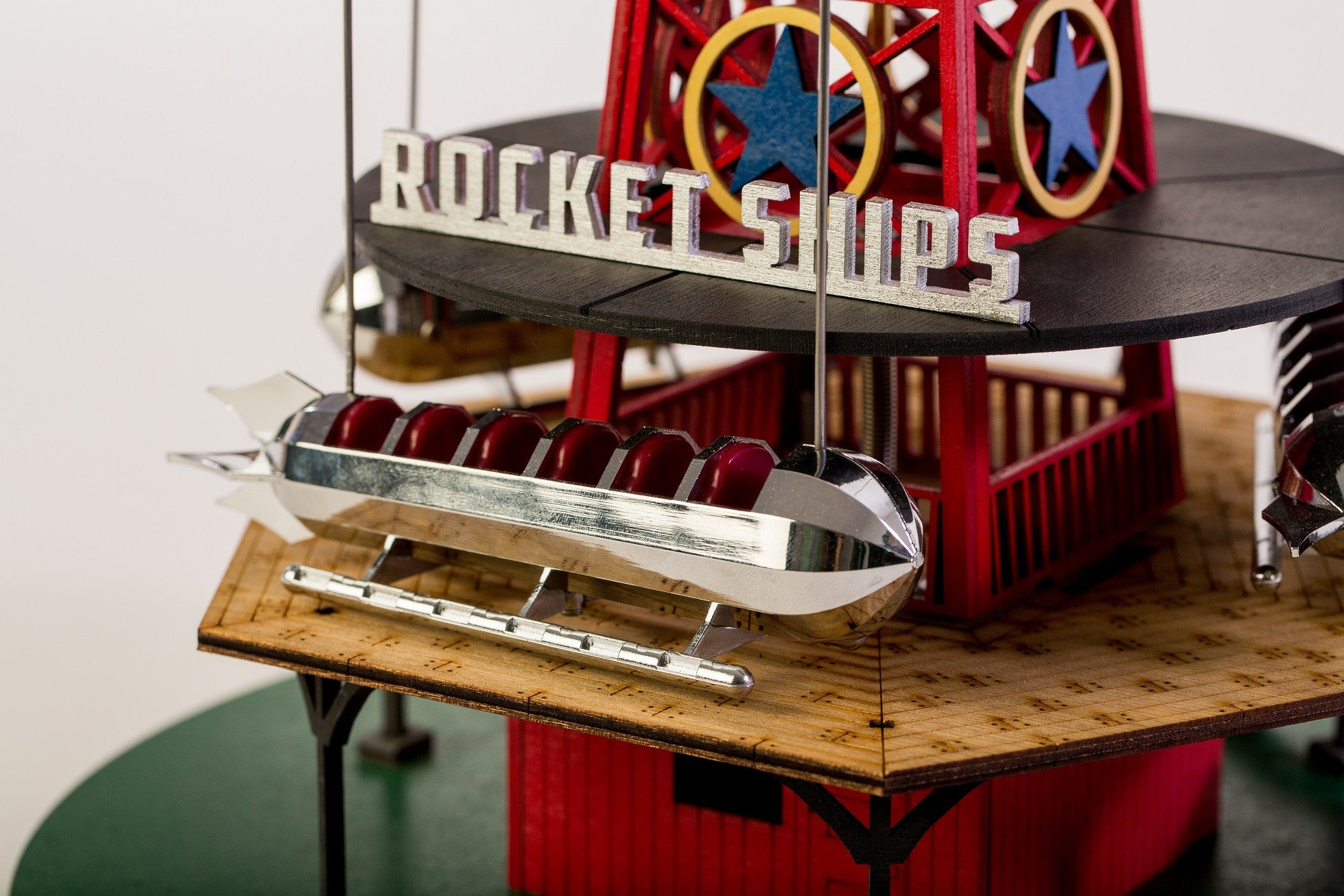 Rocket Ships Model – Coasterdynamix